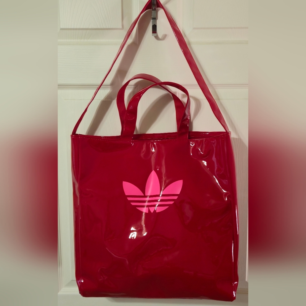 NWT - Adidas Adicolor Shopper Bag